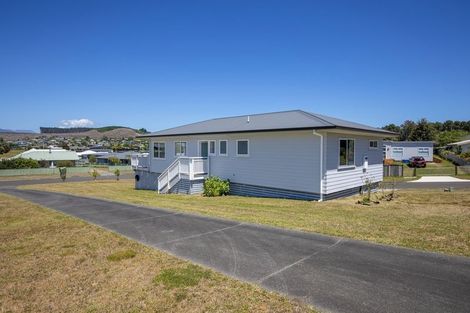 Photo of property in 2 Wai Kite Kite Place, Motuoapa, 3382