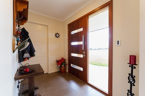 Photo of property in 27 Kayforce Road, Ocean View, Dunedin, 9035