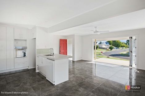 Photo of property in 20a Adela Stewart Drive West, Athenree, Waihi Beach, 3177