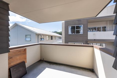 Photo of property in 8/27 Drummond Street, Mount Cook, Wellington, 6021