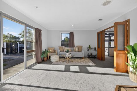 Photo of property in 128 Rowses Road, Aranui, Christchurch, 8061
