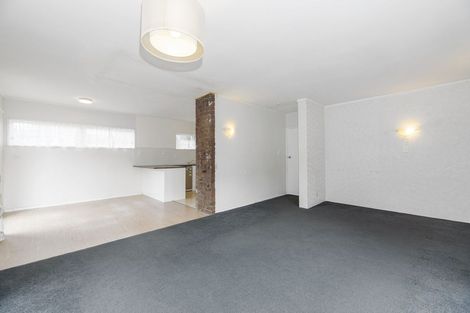 Photo of property in 42a Wedgwood Avenue, Mangere East, Auckland, 2024