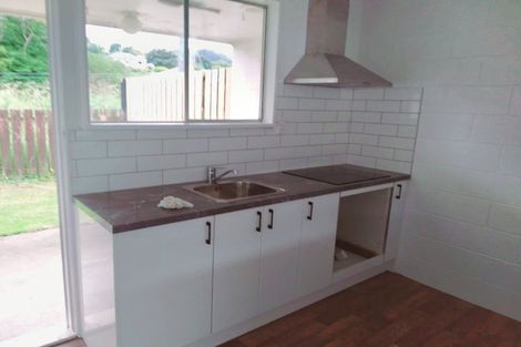 Photo of property in 3/10 Rawson Street, Tawa, Wellington, 5028