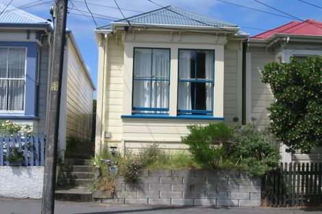 Photo of property in 19 Wright Street, Mount Cook, Wellington, 6021