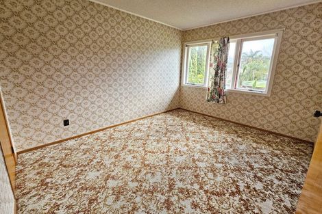 Photo of property in 28 Wilsher Crescent, Henderson, Auckland, 0612