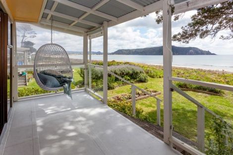 Photo of property in 126 Seaview Road, Whangamata, 3620