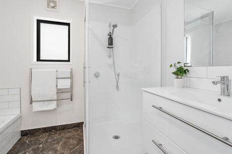 Photo of property in 46 Shoemaker Road, Waipu, 0510