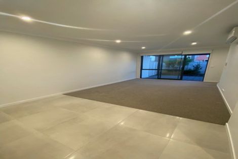 Photo of property in 6 Whimbrel Road, Flat Bush, Auckland, 2019