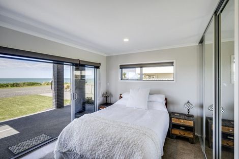 Photo of property in 138 North Shore Road, Eskdale, Napier, 4182