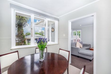 Photo of property in 121a Moire Road, West Harbour, Auckland, 0618