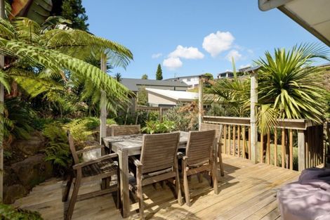 Photo of property in 5 Waikite Way, Welcome Bay, Tauranga, 3175