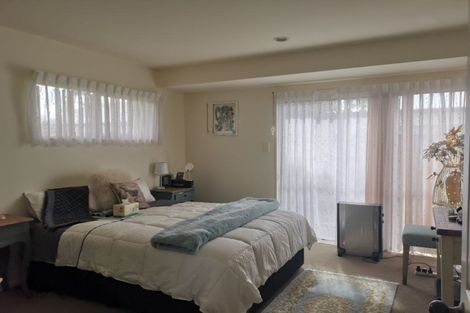 Photo of property in 35 Green Lane, Pukekohe, 2120