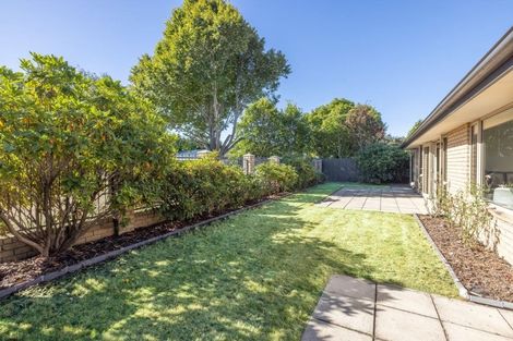 Photo of property in 5 Mcclintock Lane, Sockburn, Christchurch, 8042
