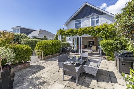 Photo of property in 35 Aylmer Street, Somerfield, Christchurch, 8024