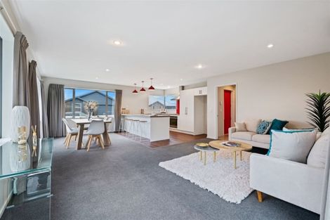 Photo of property in 5 Bradwell Crescent, Halswell, Christchurch, 8025