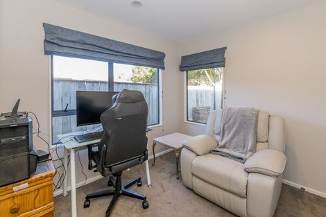 Photo of property in 10 Lorna Irene Drive, Raumati South, Paraparaumu, 5032