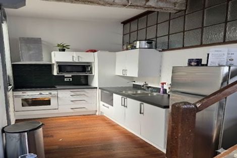 Photo of property in 8 Vogel Street, Dunedin Central, Dunedin, 9016