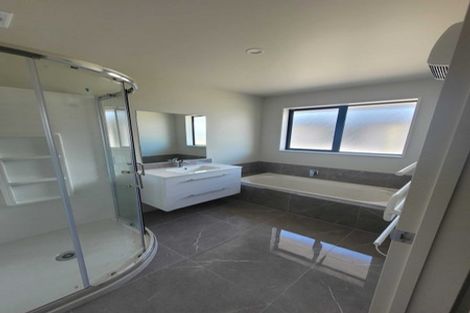 Photo of property in 76 Hilton Drive, Amberley, 7410