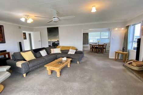 Photo of property in 32 Kildare Drive, Waikiwi, Invercargill, 9810