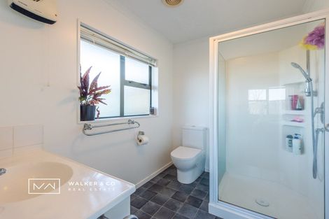 Photo of property in 16 Kirton Drive, Riverstone Terraces, Upper Hutt, 5018
