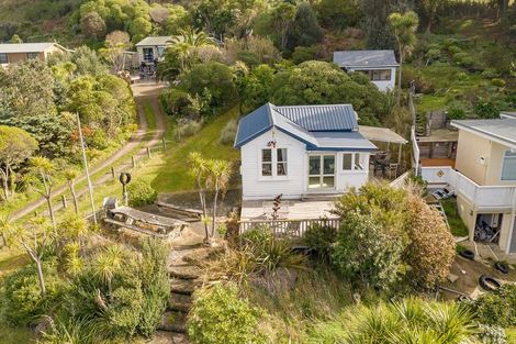 Photo of property in 1 Sandy Bay Drive, Mataikona, Tinui, 5889