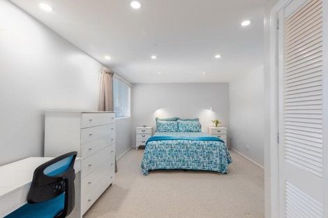 Photo of property in 29 Hillcrest Place, Avonhead, Christchurch, 8042