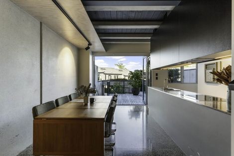 Photo of property in 6 Foundries Lane, Freemans Bay, Auckland, 1011