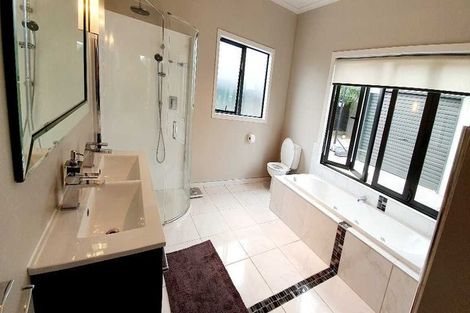 Photo of property in 15 Lake View Road, Waipukurau, 4200