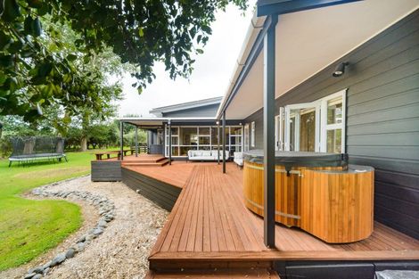 Photo of property in 1633 State Highway 3, Awahuri, Palmerston North, 4476