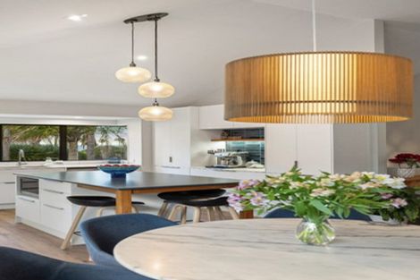 Photo of property in 83b William Bayes Place, Red Beach, 0932