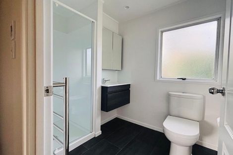 Photo of property in 94 Moire Road, Massey, Auckland, 0614