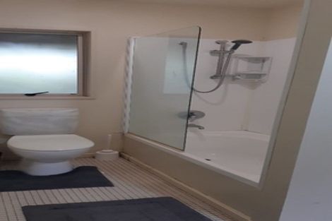 Photo of property in 1/206 Manuka Road, Bayview, Auckland, 0629