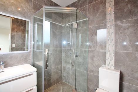 Photo of property in 18 Tararua Street, Massey, Auckland, 0614