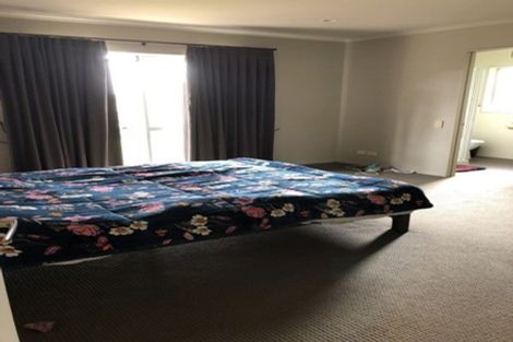 Photo of property in 7 Allerton Place, Wattle Downs, Auckland, 2103