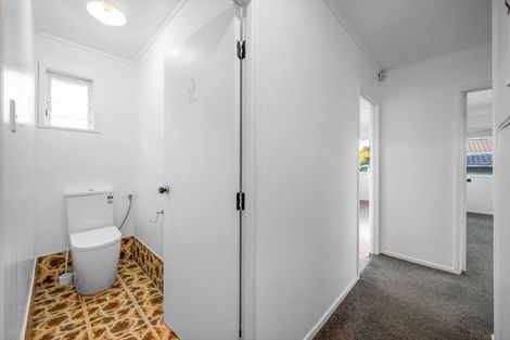 Photo of property in 6 Kirby Street, Glendene, Auckland, 0602