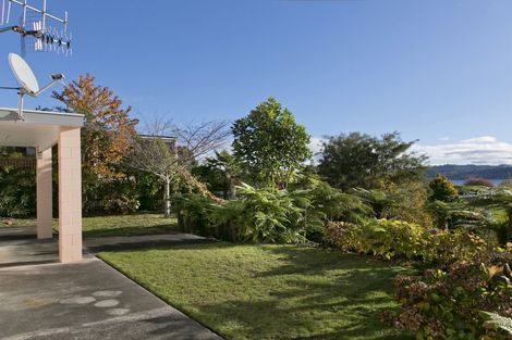 Photo of property in 354 Lake Terrace, Two Mile Bay, Taupo, 3330