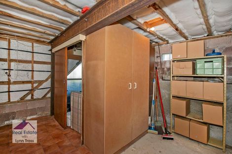 Photo of property in 42 Memorial Drive, Parahaki, Whangarei, 0112