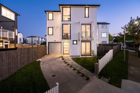 Photo of property in 20 Nephrite Lane, Henderson, Auckland, 0610