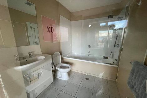 Photo of property in Stadium Garden Flats, 506/107 Thorndon Quay, Pipitea, Wellington, 6011