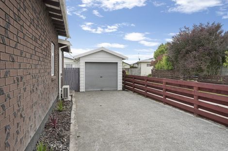 Photo of property in 22 Mako Mako Road, Levin, 5510