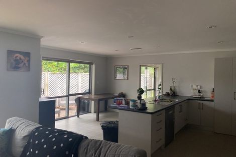Photo of property in 7 South Street, Papakura, 2110