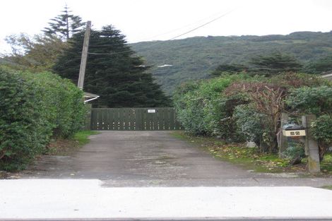 Photo of property in 25 Molesworth Street, Taita, Lower Hutt, 5011