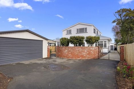 Photo of property in 139 Wilsons Road, Saint Martins, Christchurch, 8022