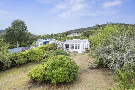 Photo of property in 141 Doctors Point Road, Waitati, 9085