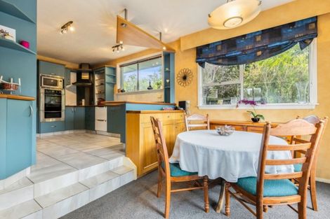 Photo of property in 21 Crofton Road, Harewood, Christchurch, 8051