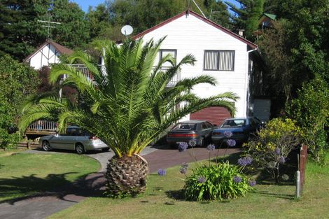 Photo of property in 37 Oaktree Avenue, Browns Bay, Auckland, 0630