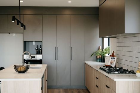 Photo of property in 12 Korowhiti Road, Clarks Beach, 2122