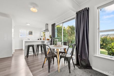 Photo of property in 5 Reid Road, Wainuiomata, Lower Hutt, 5014