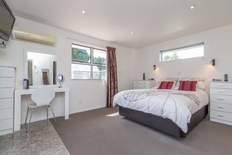 Photo of property in 12 Cranbrook Avenue, Burnside, Christchurch, 8053