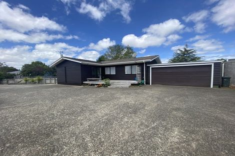 Photo of property in 15 South Avenue, Kaukapakapa, 0871